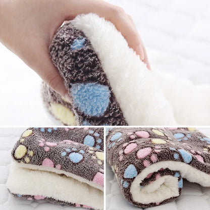 Flannel Pet Sleeping Mat – Soft, Washable Fleece Pad for Dogs & Cats, Warm and Cozy Pet Bed